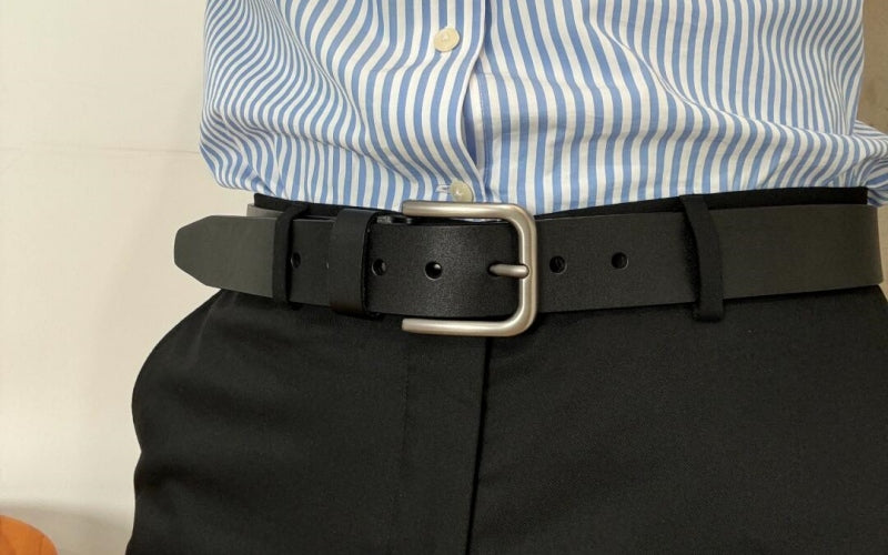 What Belt Color Goes with Black Pants? The Definitive Guide