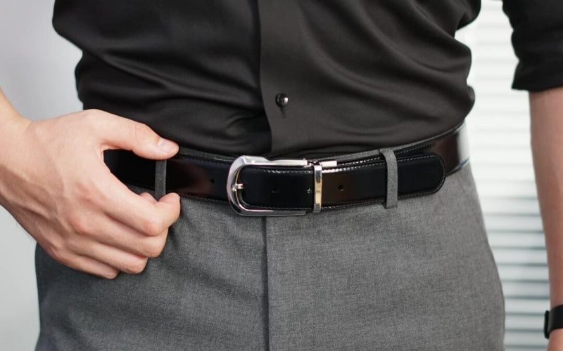 What Type of Belt Is In Style Now? The 2025 Guide