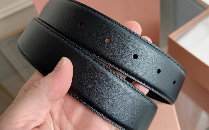 What Width Belt to Wear with a Suit? (Complete Guide)
