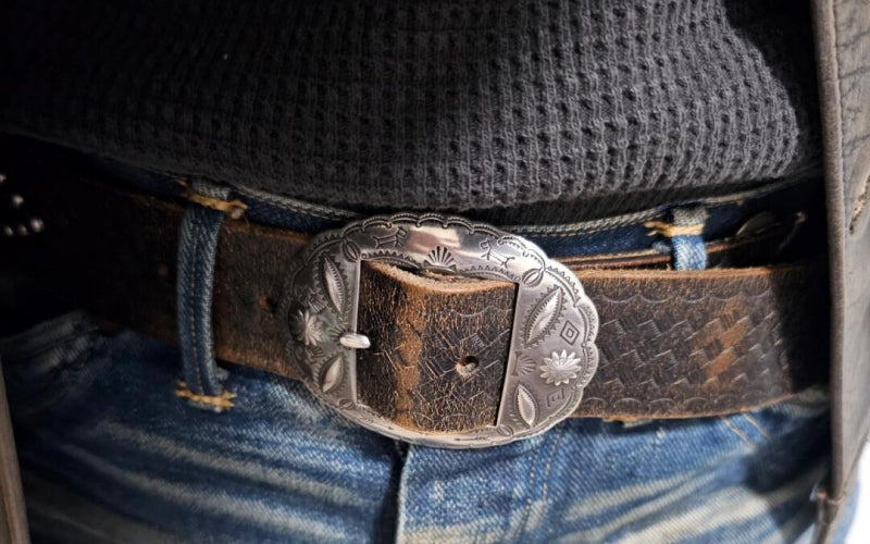 Why Do Men Wear Belts But Women Don’t? ( It’s Not Just About Pants)