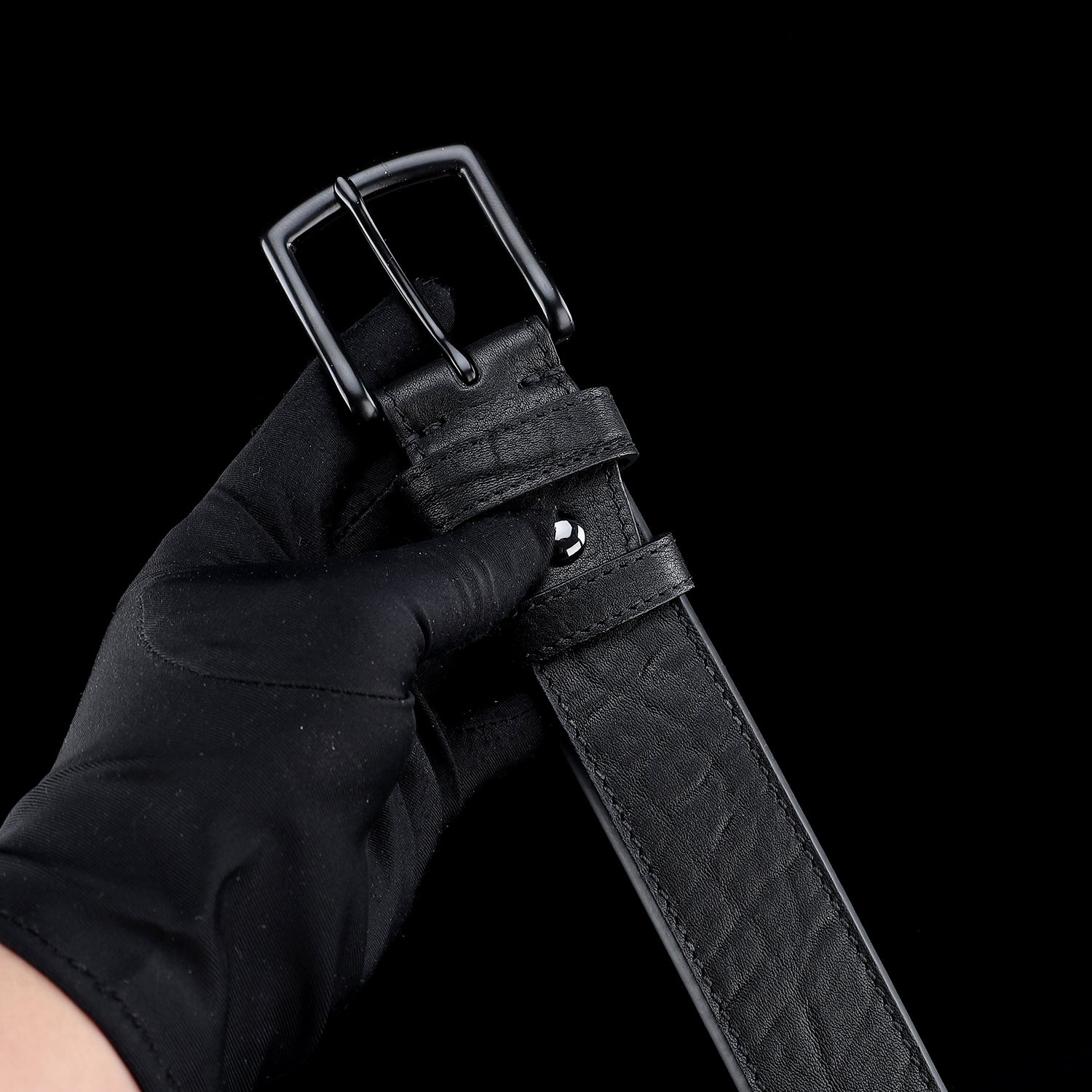 1.5” Black Cowhide Casual Everyday Belt — reverse side | BELTLEY