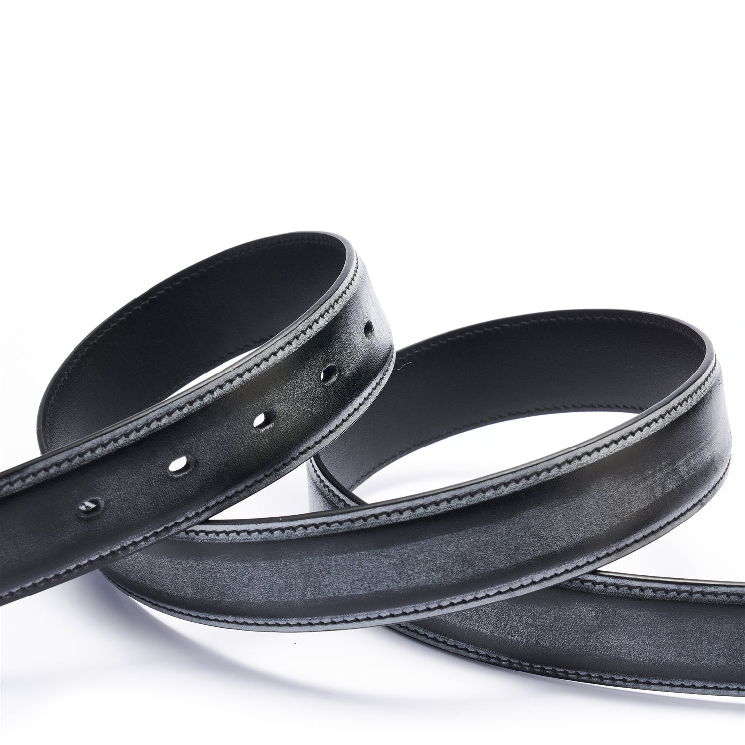 Black Bridle Leather Belt with a Waxed Matte Finish - 1.38 Inch — lay-flat view | BELTLEY