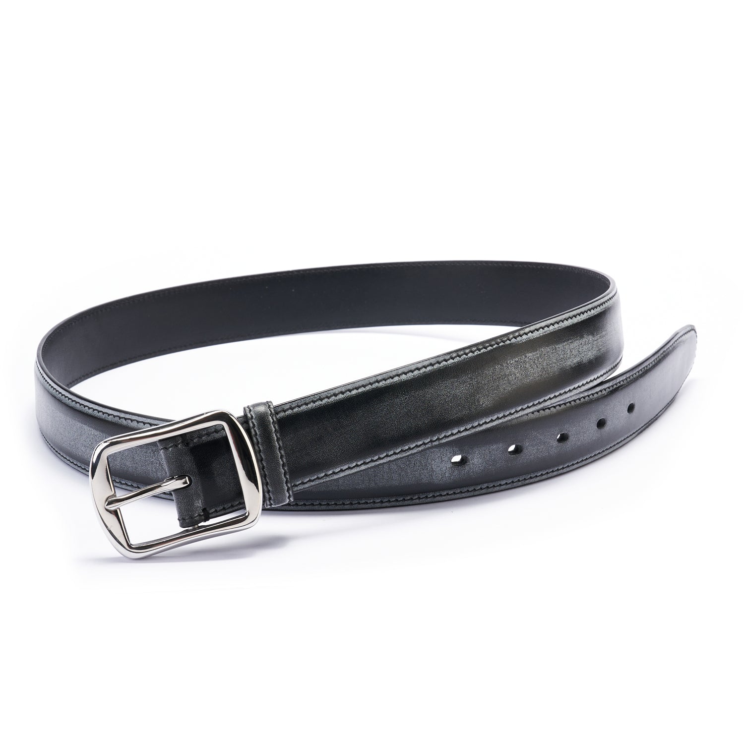 Black Bridle Leather Belt with a Waxed Matte Finish - 1.38 Inch — buckle close-up | BELTLEY