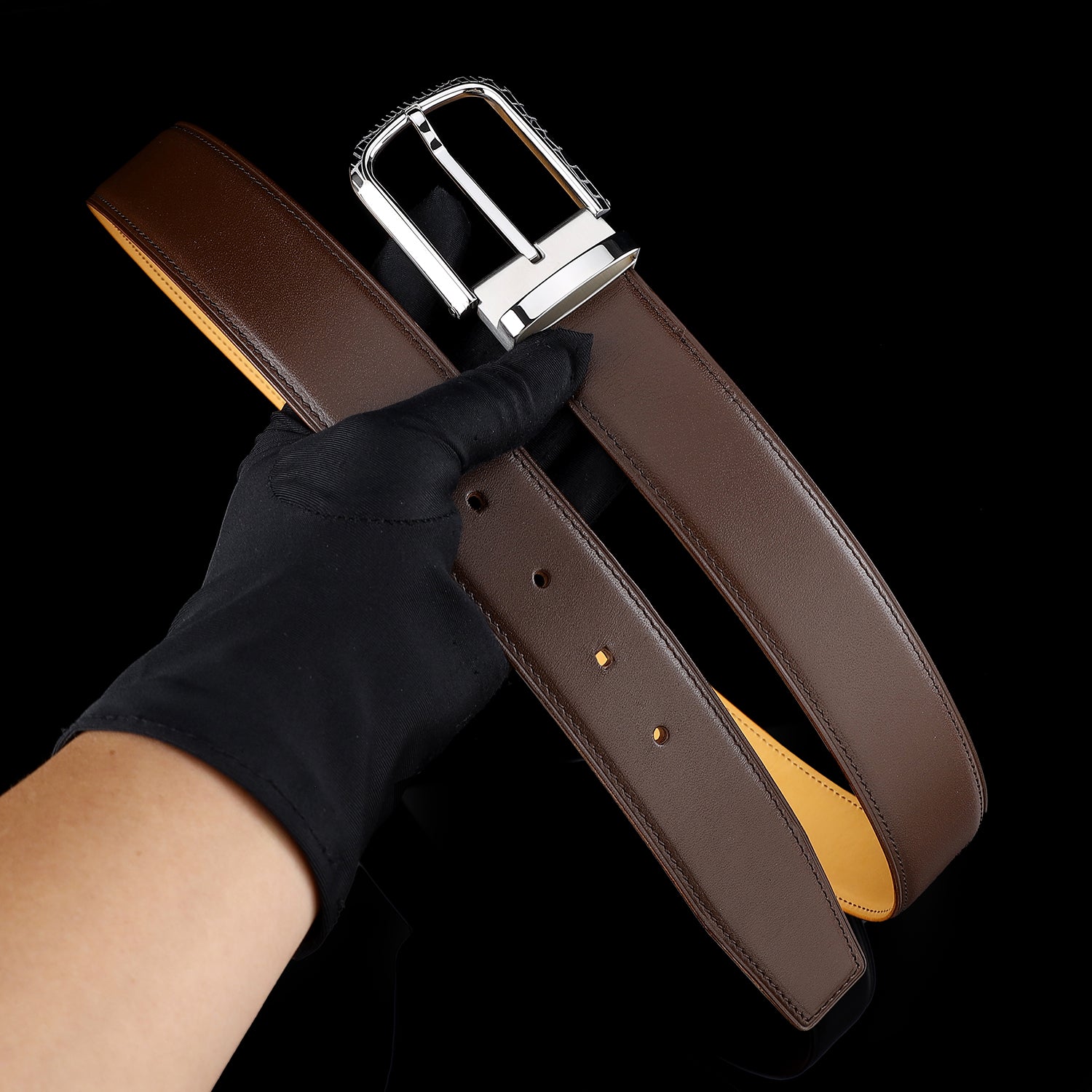 BELTLEY Classic Calfskin Leather Belt