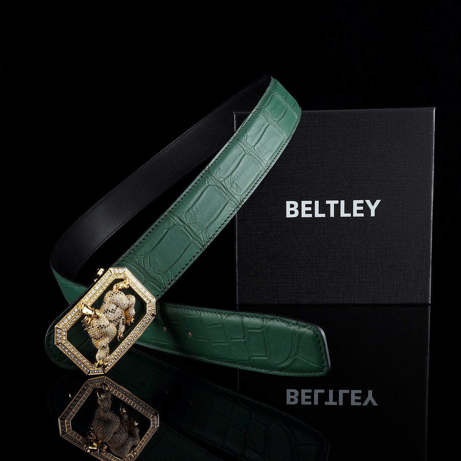 BELTLEY Green Crocodile Skin Men’s Belt With Horse Buckle