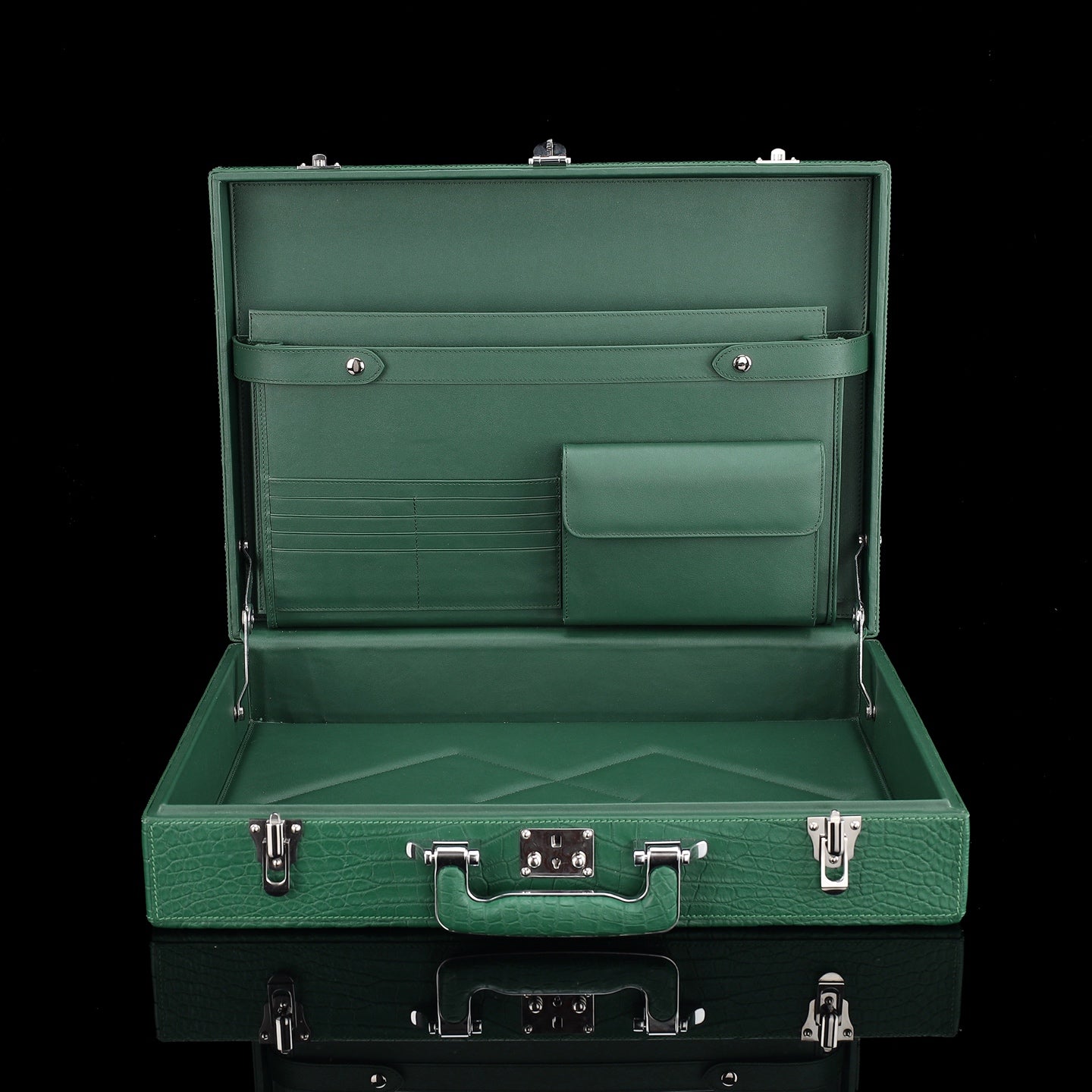BELTLEY Green Nile Crocodile Briefcase – Structured Multi-Compartment & Versatile Carry Design