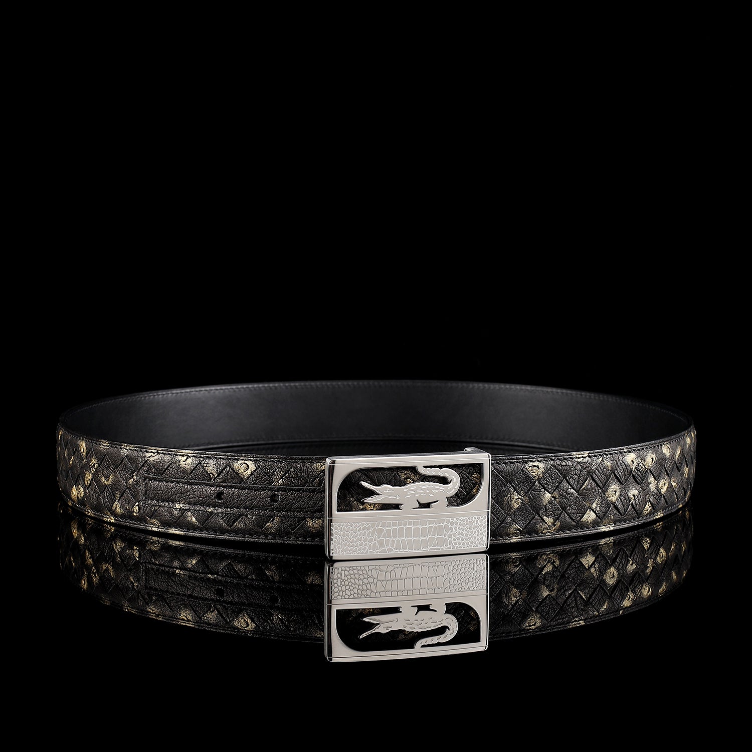 BELTLEY Handwoven Ostrich Leather Belt with Crocodile Plaque Buckle – 1.5"