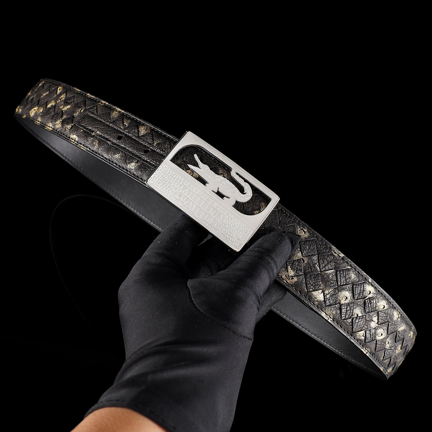 BELTLEY Handwoven Ostrich Leather Belt with Crocodile Plaque Buckle – 1.5"