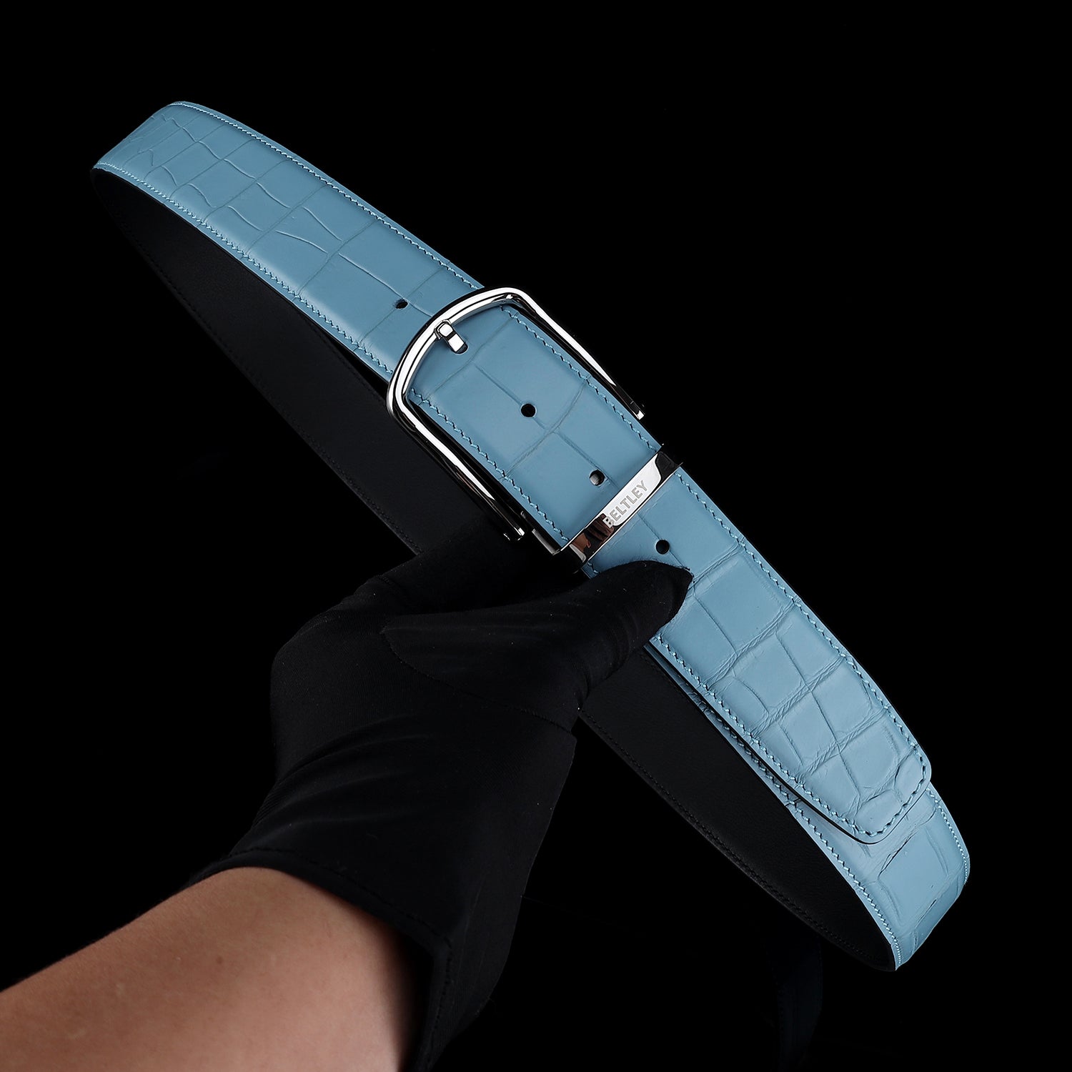 BELTLEY Men's Matte Tiffany Blue Genuine Nile Crocodile Belt | 1.5"