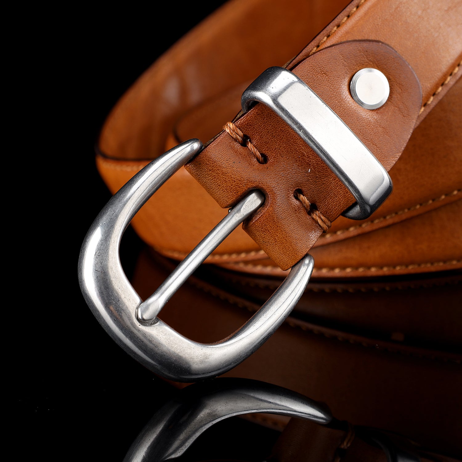 Elegant Cognac Leather Belt for Women | 1.25" Minimalist Design — buckle close-up | BELTLEY