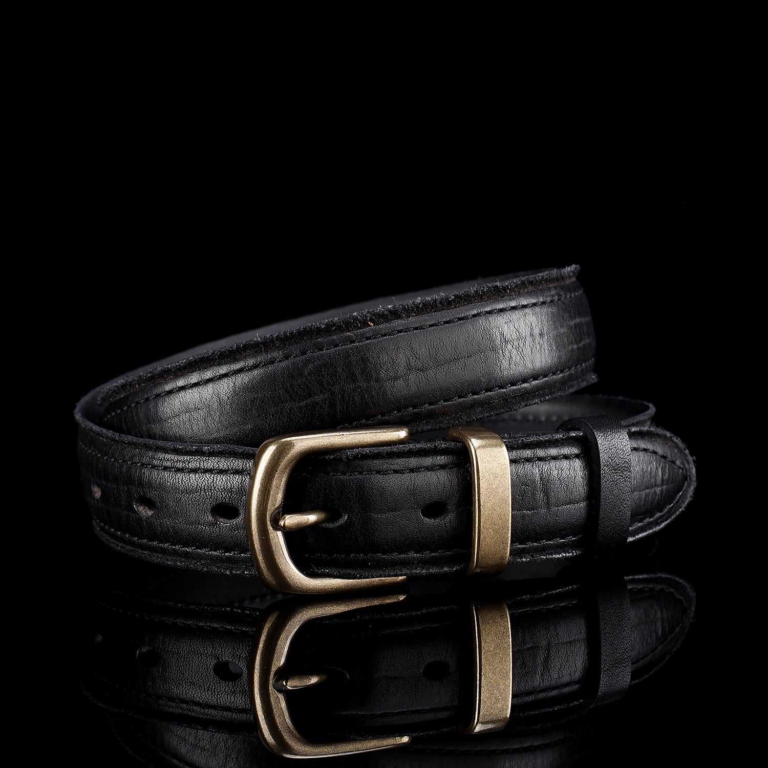 BELTLEY Unisex Distressed Leather Belt in Black | Full-Grain Cowhide