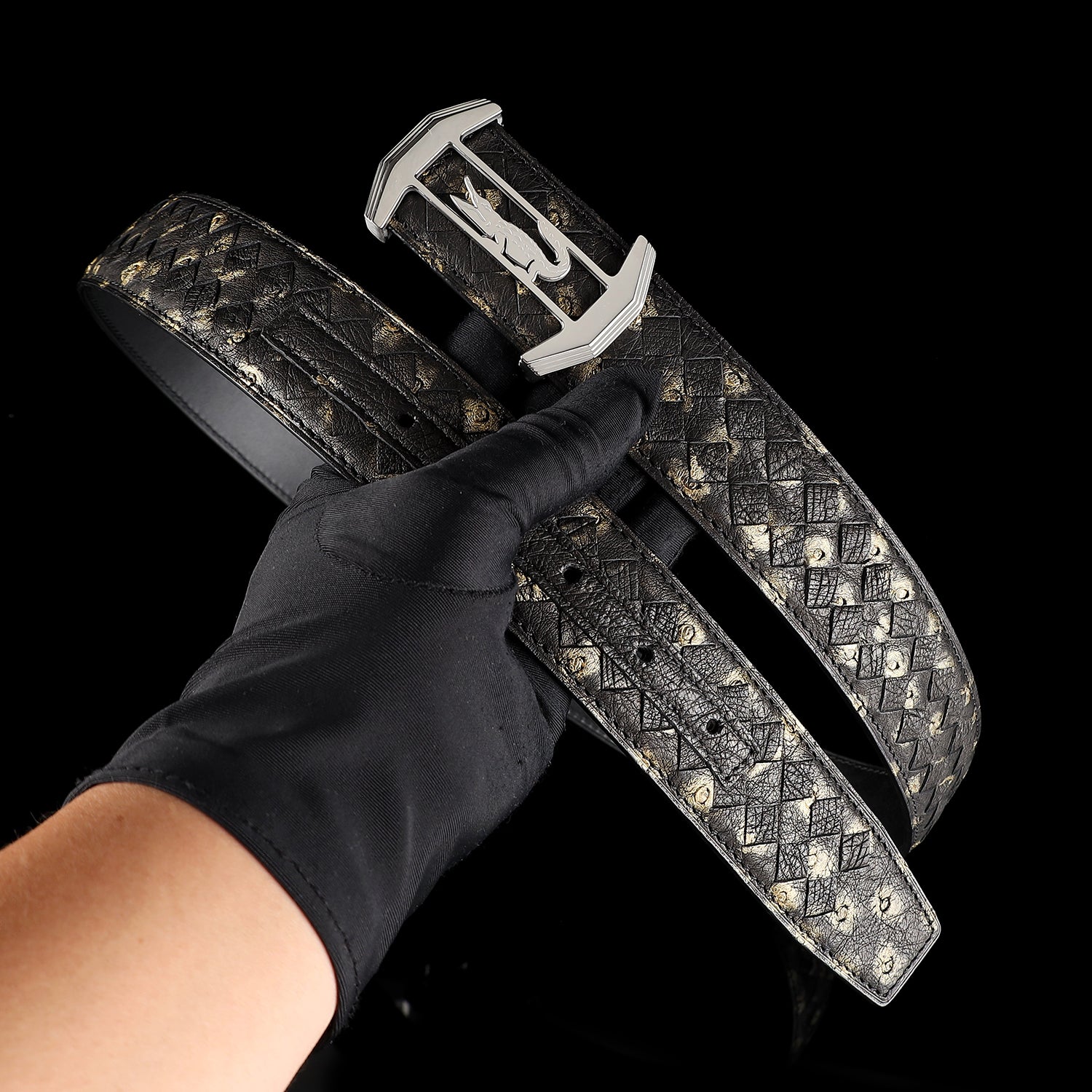 Men’s Handwoven Ostrich Leather Belt By BELTLEY — buckle close-up | BELTLEY