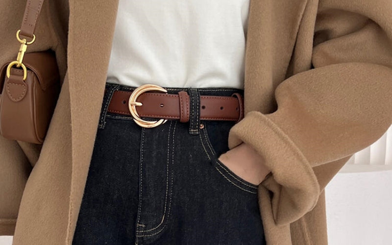 Black or Brown Belt with Jeans for Ladies? (No Boring Rules Allowed) Black or Brown Belt with Jeans for Ladies? (No Boring Rules Allowed)