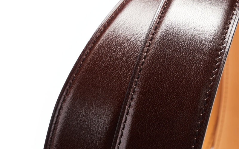 Calfskin vs Cowhide: An Expert Tanner Explains the Real Difference