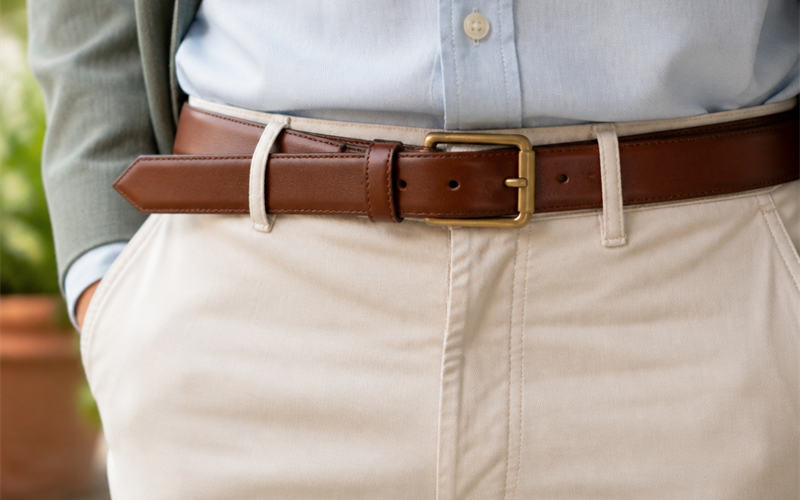 Which Direction Should a Belt Face — Left or Right?