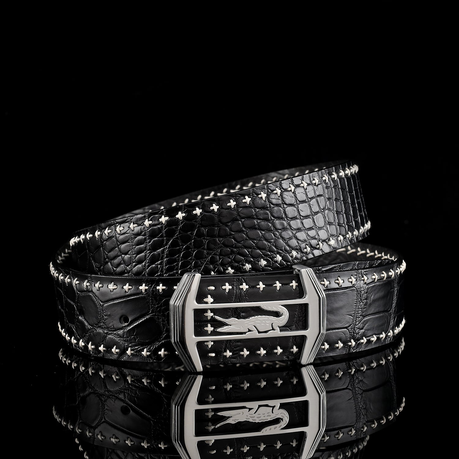 Black Real Crocodile Leather Belt For Men — detail close-up | BELTLEY