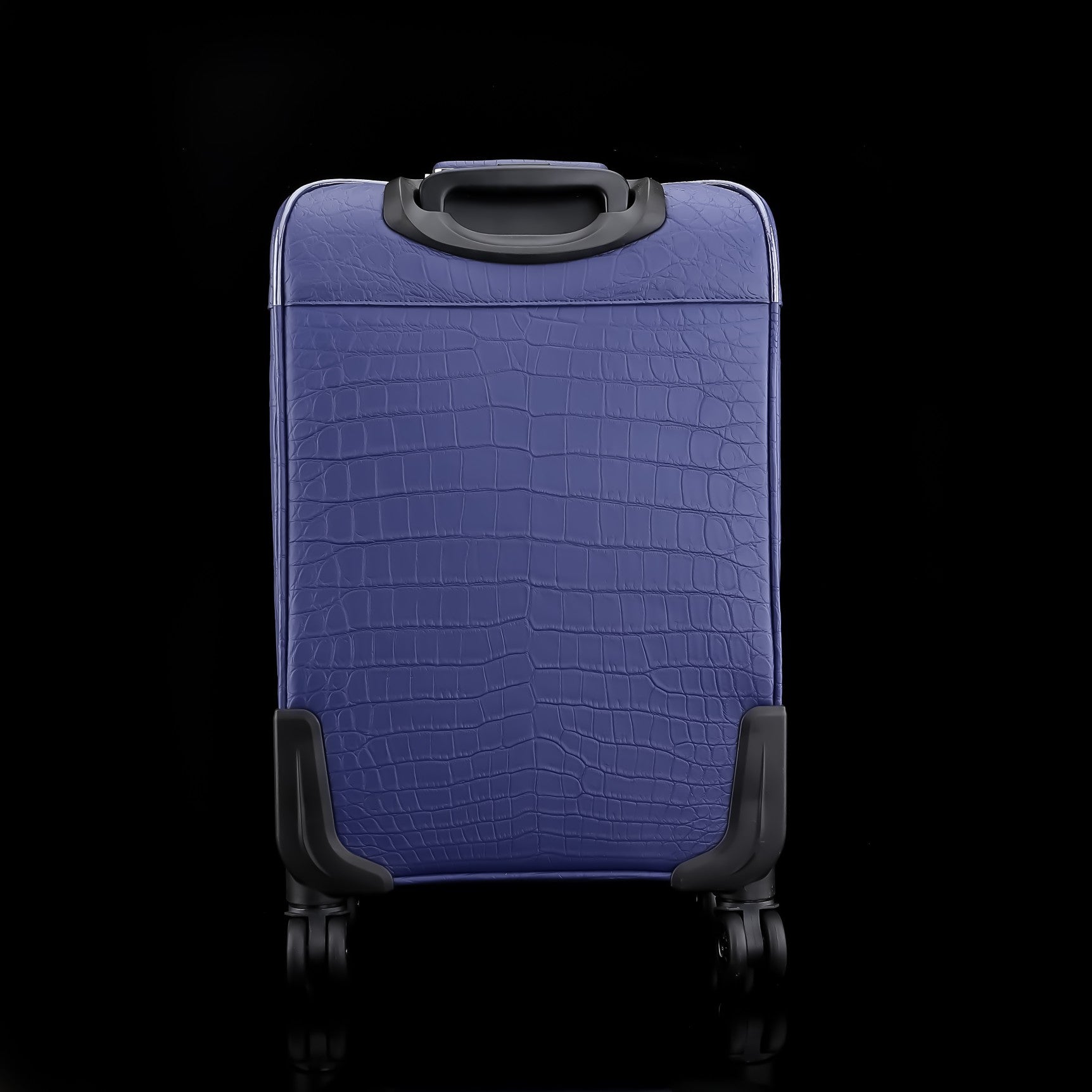 BELTLEY Blue Nile Crocodile Spinner Luggage