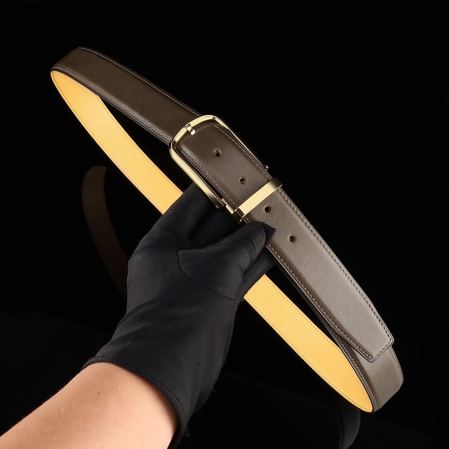 BELTLEY Brown Calfskin Leather Belt with Gold  Prong Buckle