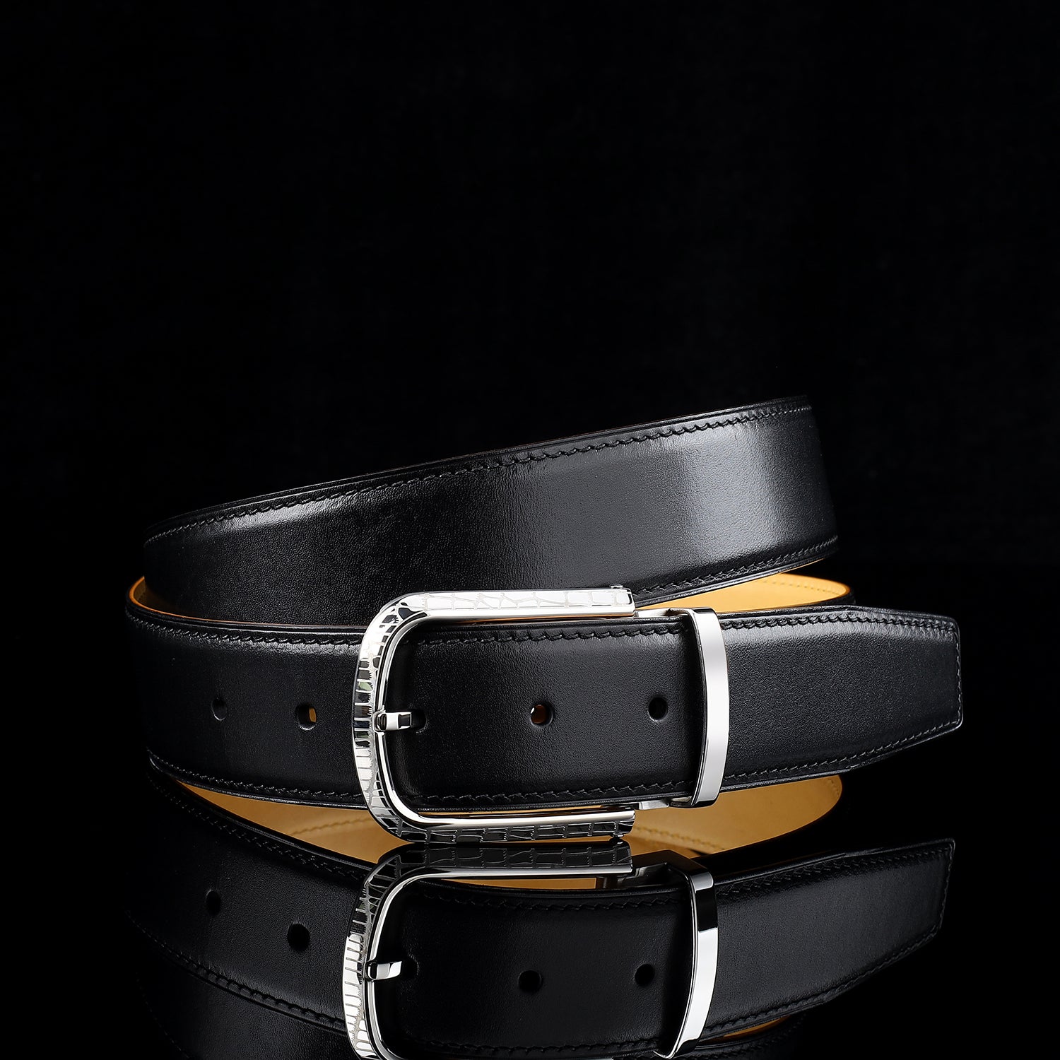 BELTLEY Classic Calfskin Leather Belt