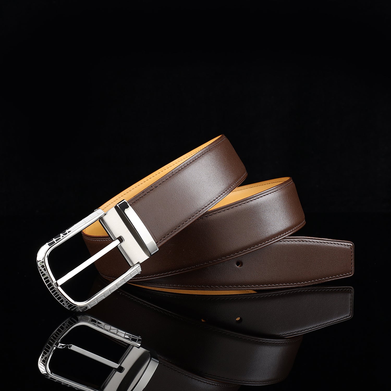 BELTLEY Classic Calfskin Leather Belt