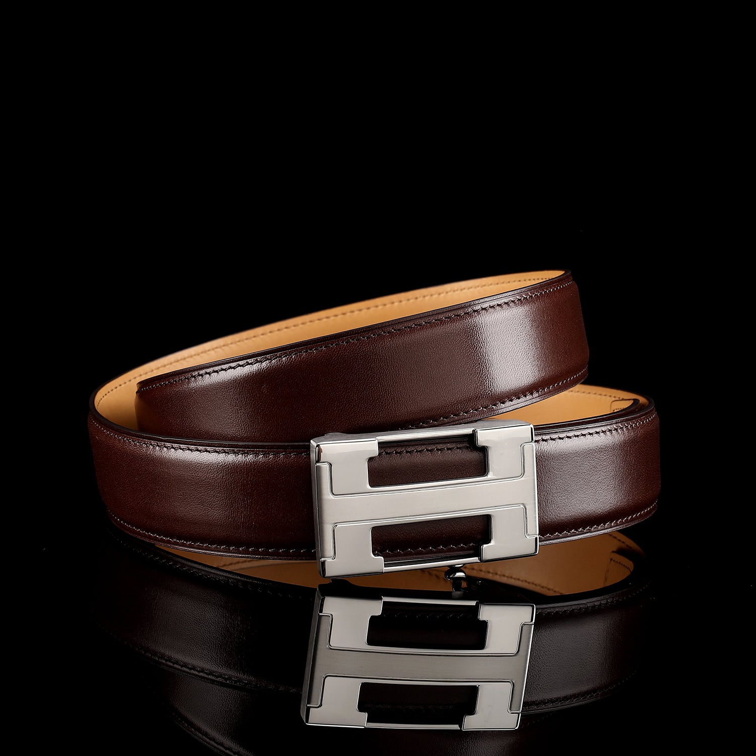 Classic Full-Grain Calfskin Leather Belt with “H” Buckle — buckle close-up | BELTLEY