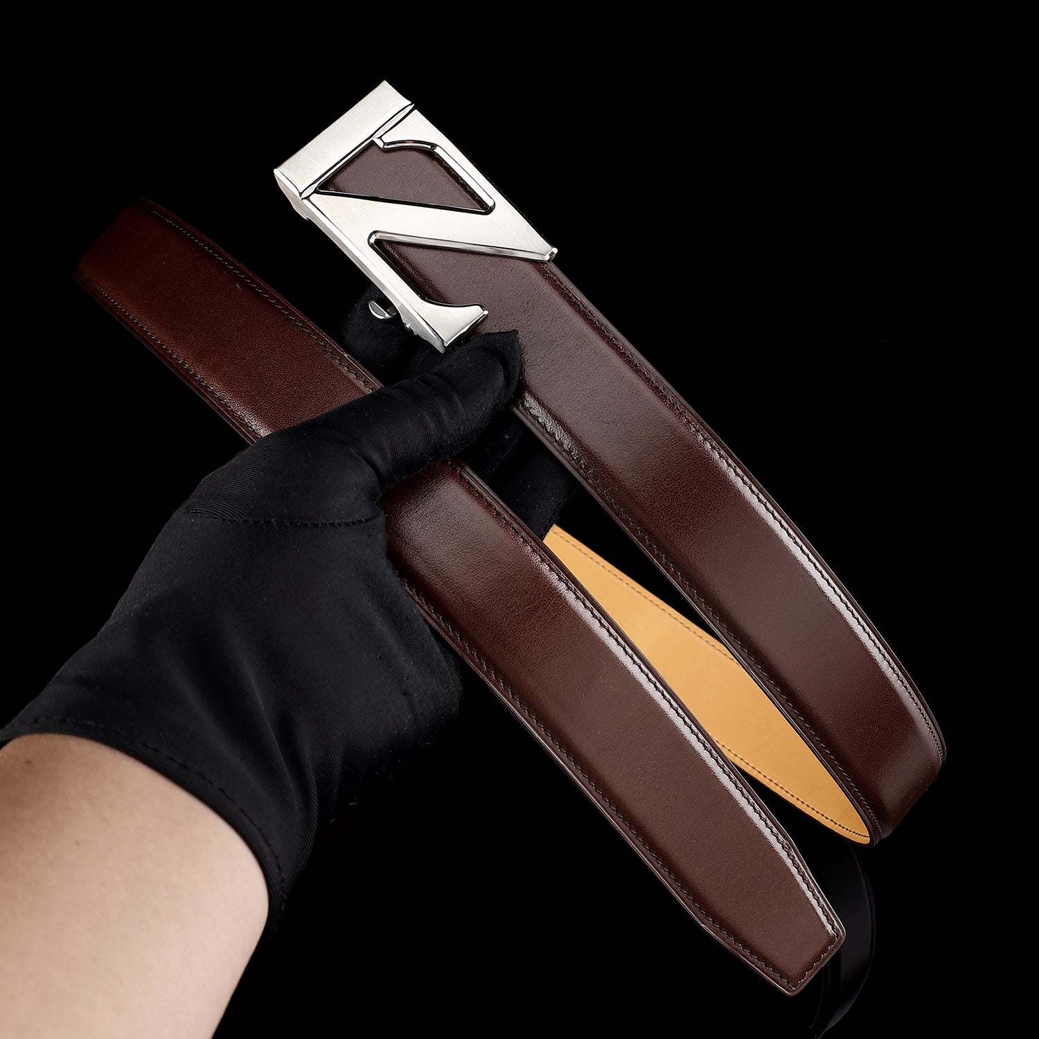 Classic Full-Grain Calfskin Leather Belt with “Z” Buckle — reverse side | BELTLEY