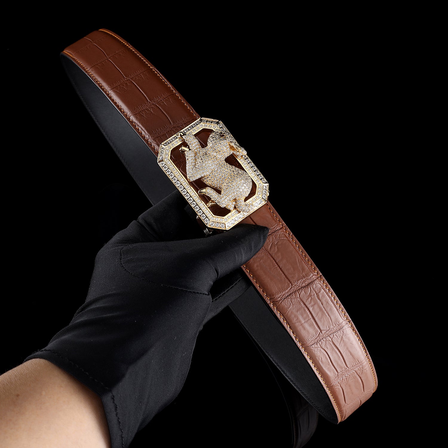 BELTLEY Crocodile Leather Belt in Chestnut Brown Finish