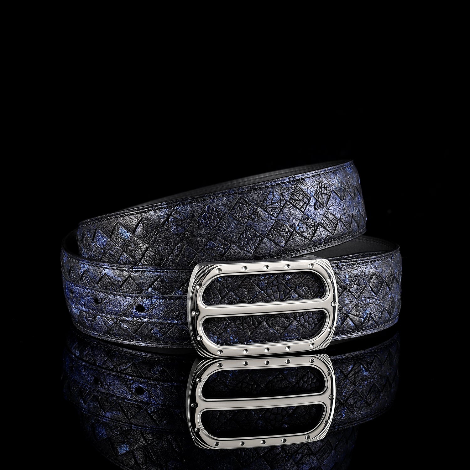Handwoven Ostrich Leather Belt – Hand-Finished Patina, Plaque Buckle, 1.5" — packaging | BELTLEY