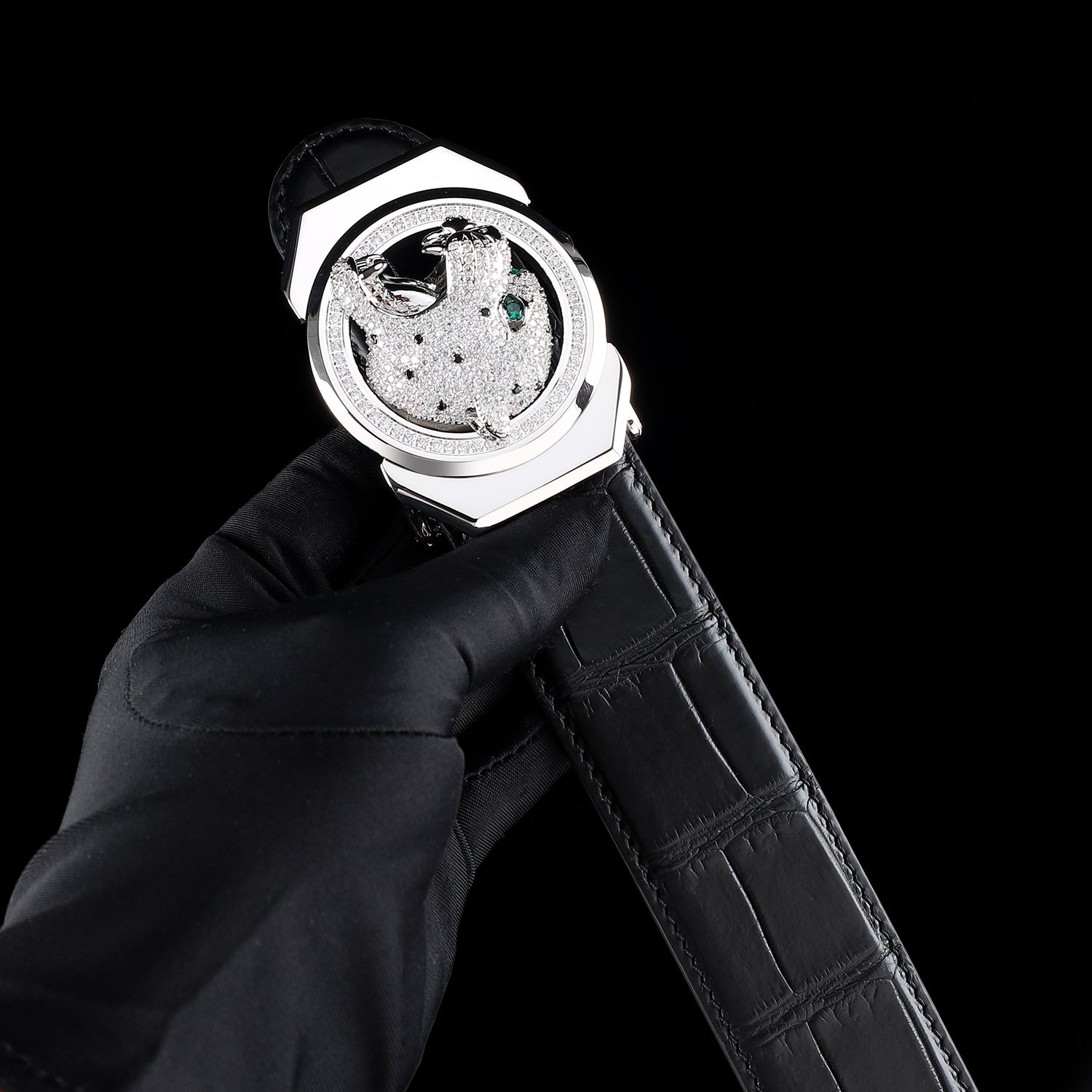 BELTLEY Men's Black Crocodile Belt With Soaring Leopard Buckle