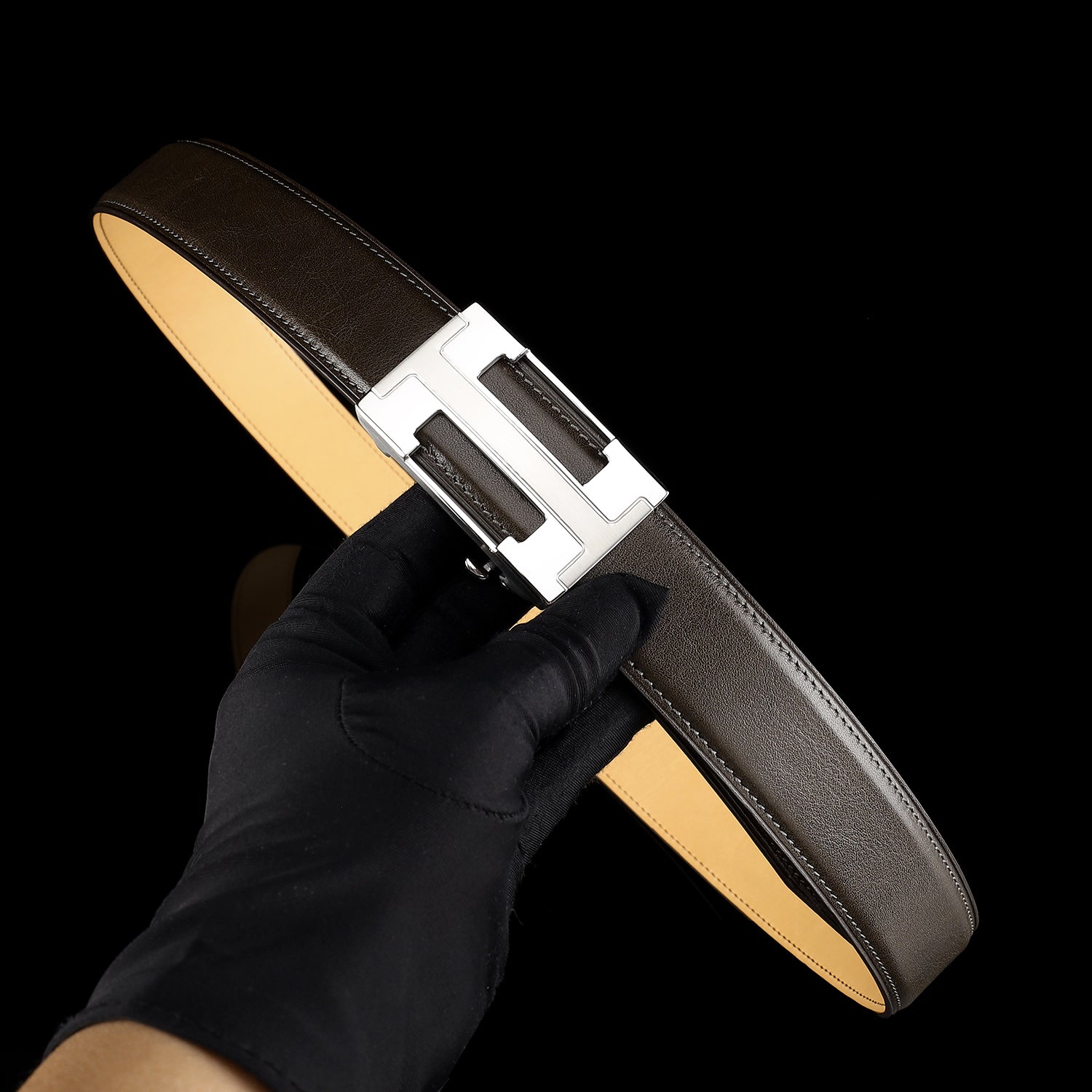 Classic Full-Grain Calfskin Leather Belt with “H” Buckle — additional view 15 | BELTLEY