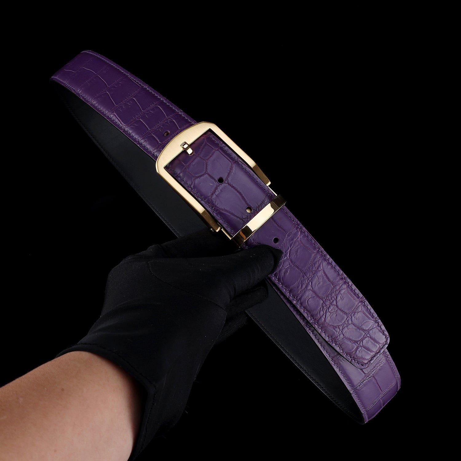 BELTLEY Men's Matte Royal Purple Genuine Nile Crocodile Belt