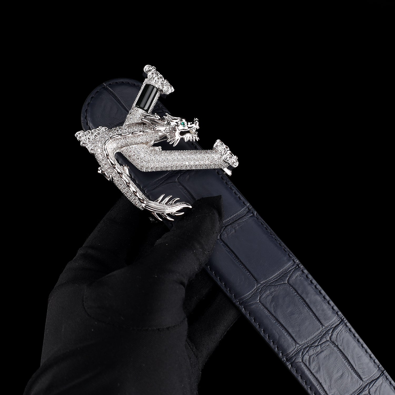 Nile Crocodile Leather Belt with 3D Dragon V Buckle — detail close-up | BELTLEY